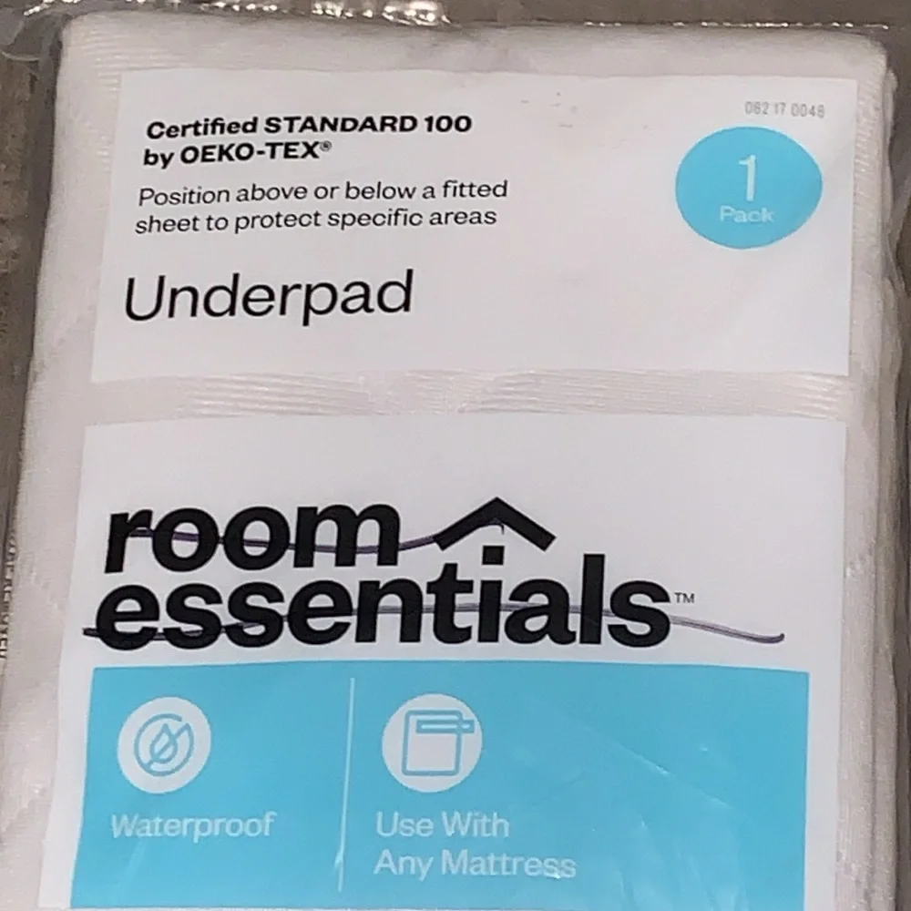 Room Essential Underpad. Certified Standard 100 by Oeko-Tex.